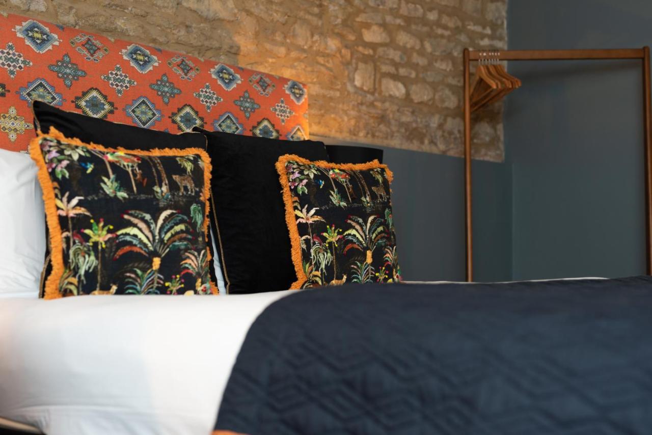 Jersey Arms Hotel Bicester Zewnętrze zdjęcie