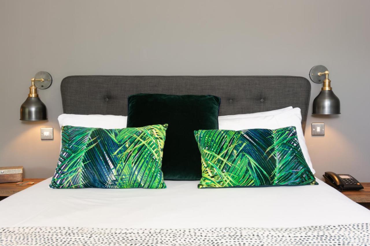Jersey Arms Hotel Bicester Zewnętrze zdjęcie