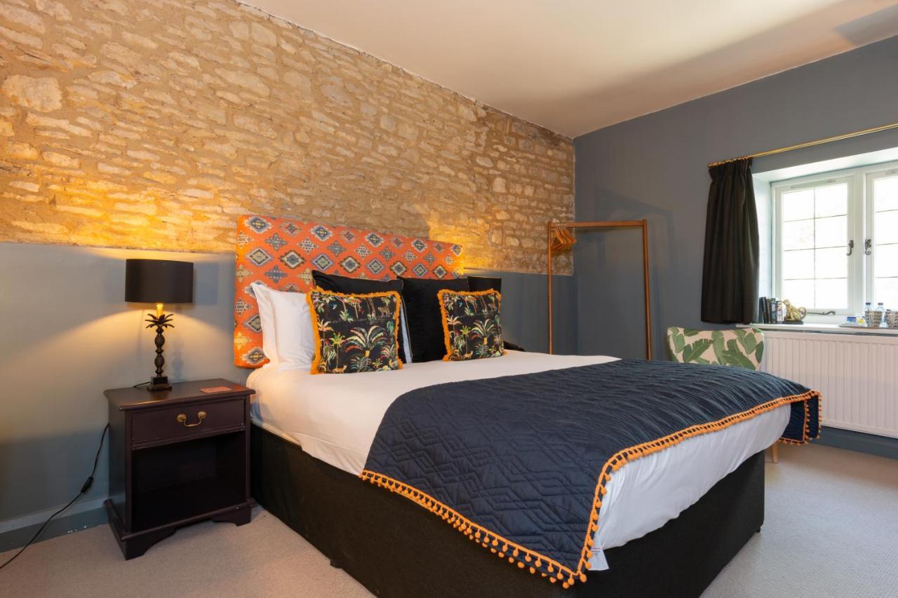 Jersey Arms Hotel Bicester Zewnętrze zdjęcie