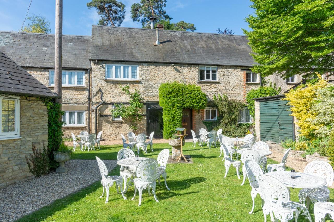 Jersey Arms Hotel Bicester Zewnętrze zdjęcie