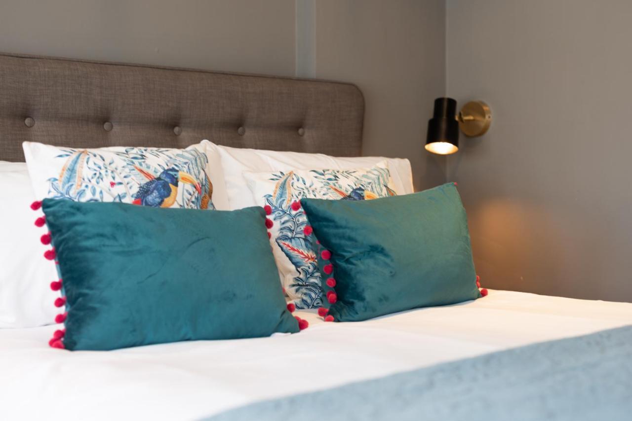 Jersey Arms Hotel Bicester Zewnętrze zdjęcie