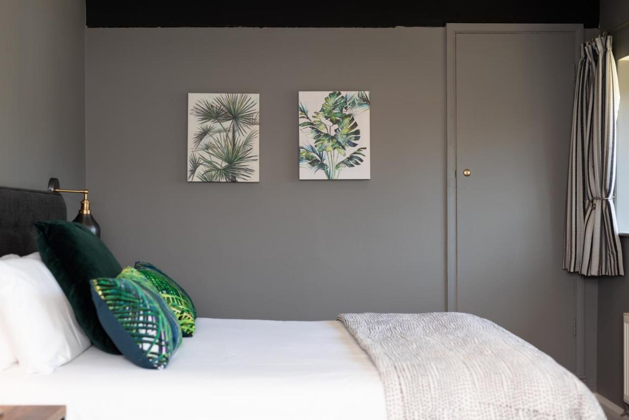 Jersey Arms Hotel Bicester Zewnętrze zdjęcie